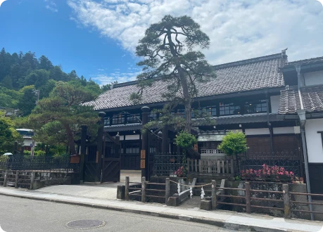イメージ：高山市政記念館