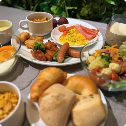 写真：朝食 ブッフェ一例