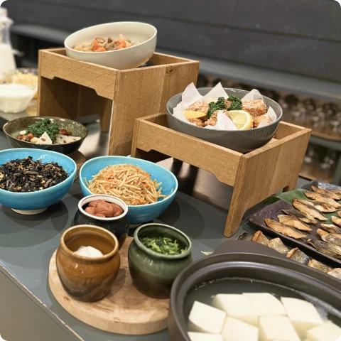 写真：朝食 パン